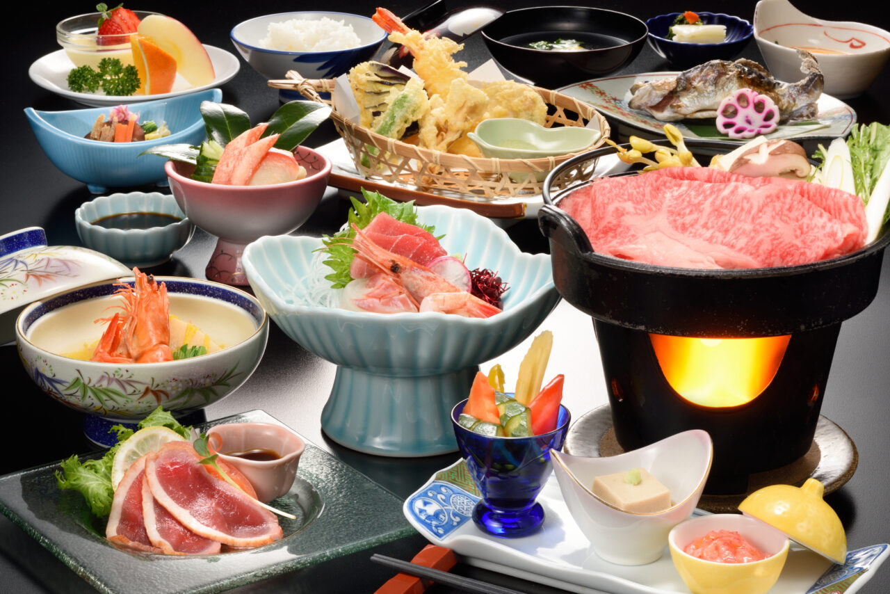 Ein Abendmenü im Tofuya Ryokan