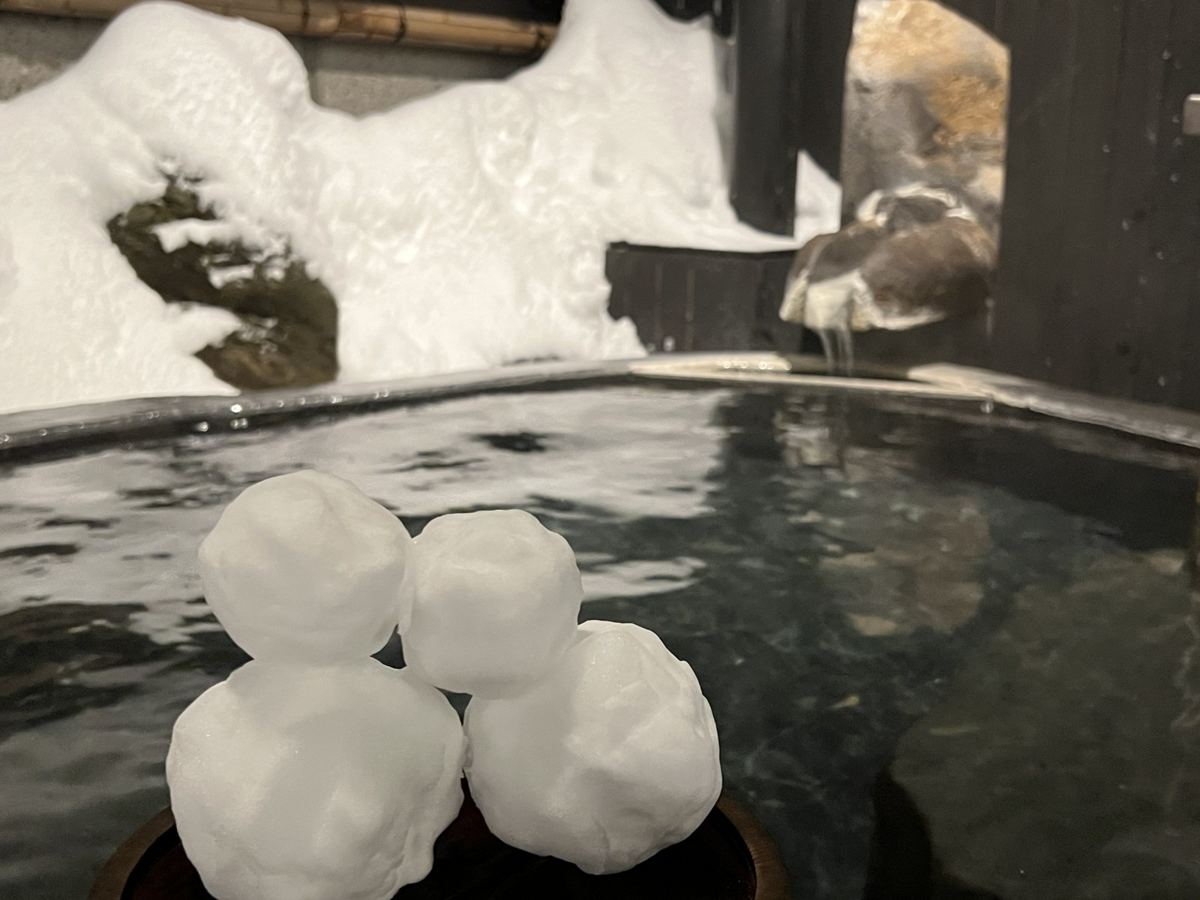 雪、武士與溫泉:米澤的冬天